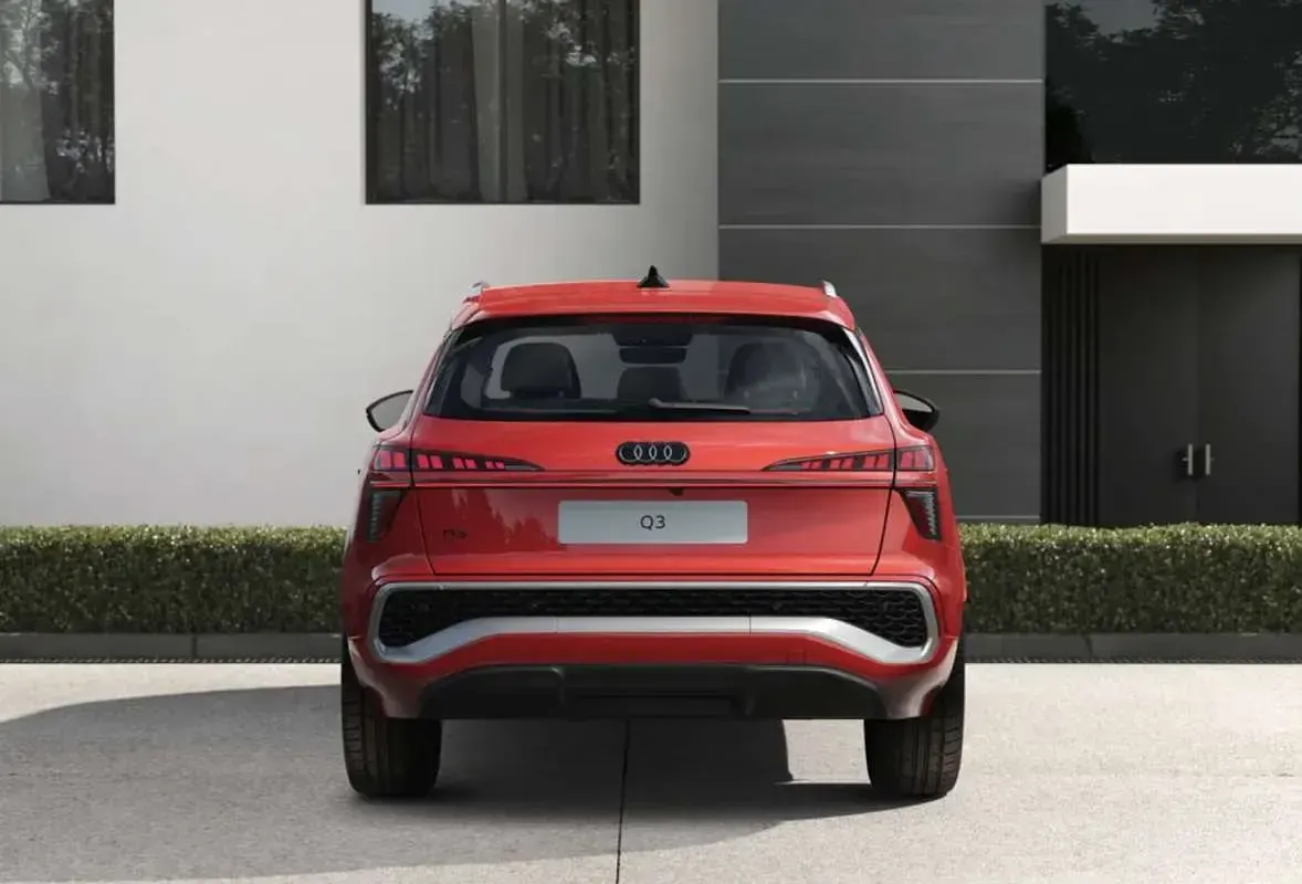 Nuevo Audi Q3 S-Line 272 CV (200 kW) 2026 Rojo SUV