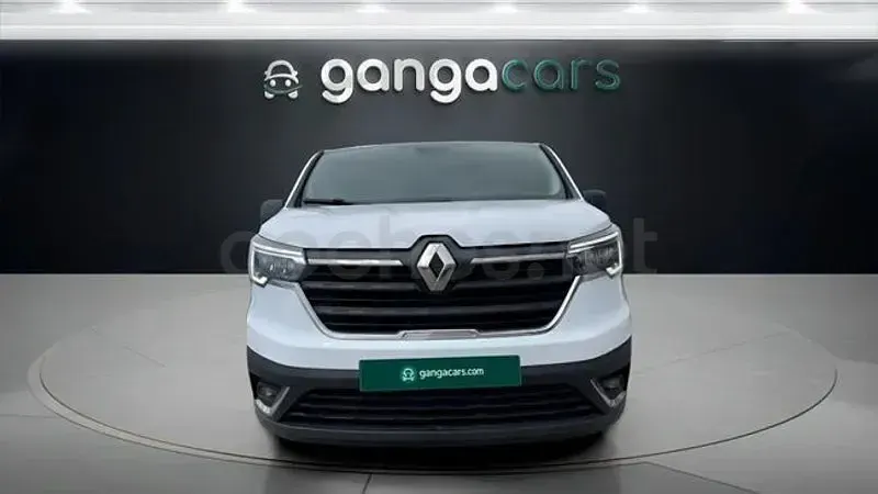 Usado Renault Trafic Equilibre 110 CV (80 kW) 2024 Blanco Monovolumen