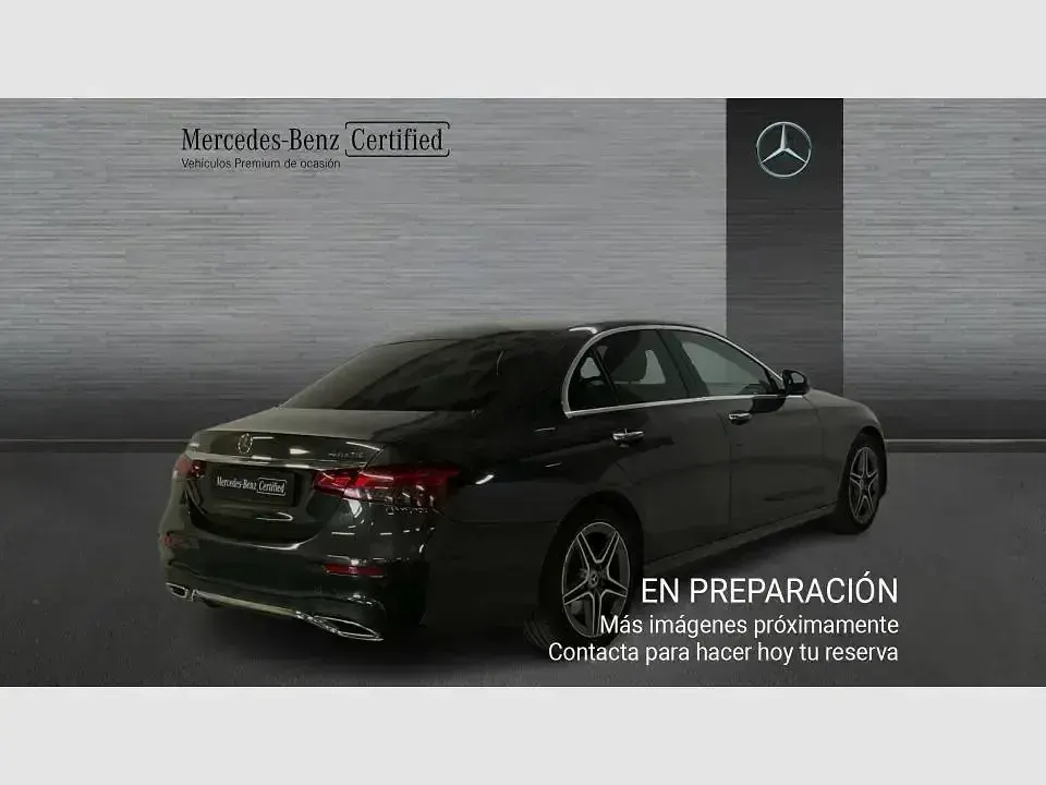 Usado Mercedes E400 330 CV (242 kW) 2022 Gris Berlina