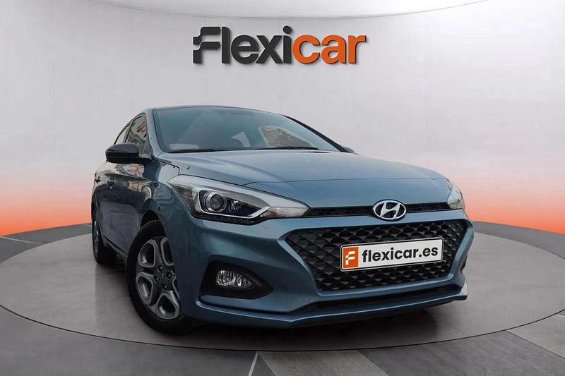 Azul Usado 2019 Hyundai i20 Berlina | 12.990 € (Un poco caro) - Imagen 1/4