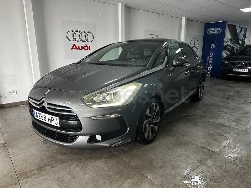 Usado Citroën DS5 Style 163 CV (119 kW) 2013 Gris / plata Utilitario