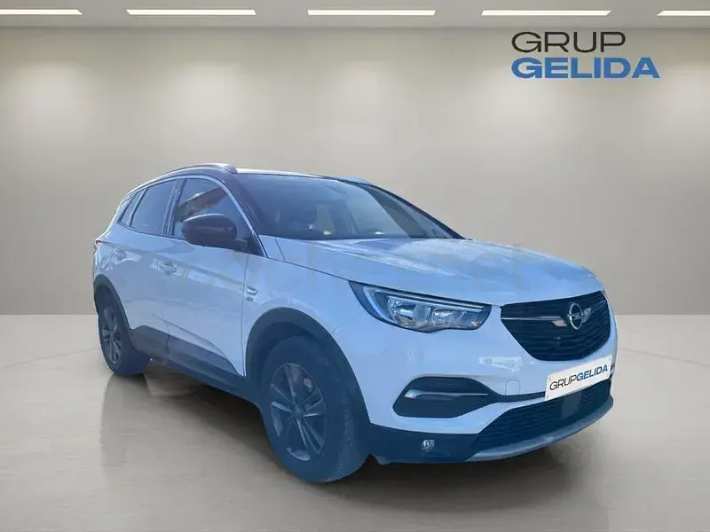 Usado Opel Grandland X 130 CV (95 kW) 2019 Blanco SUV