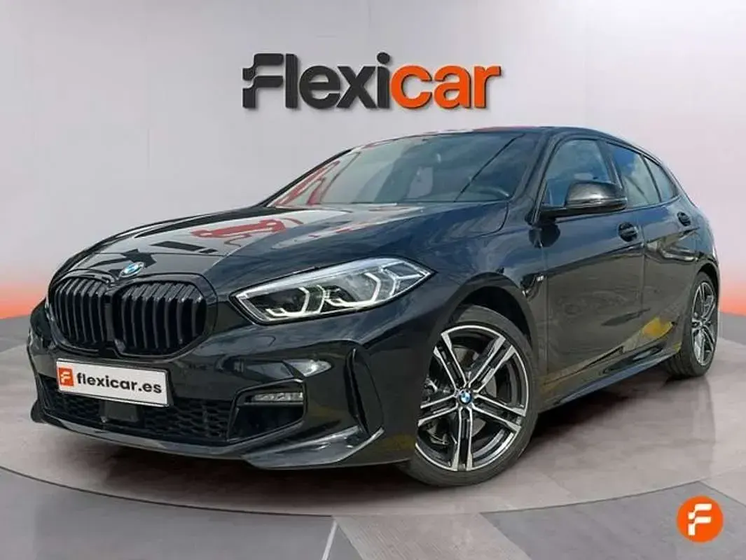Usado BMW 120 178 CV (130 kW) 2022 Negro Utilitario