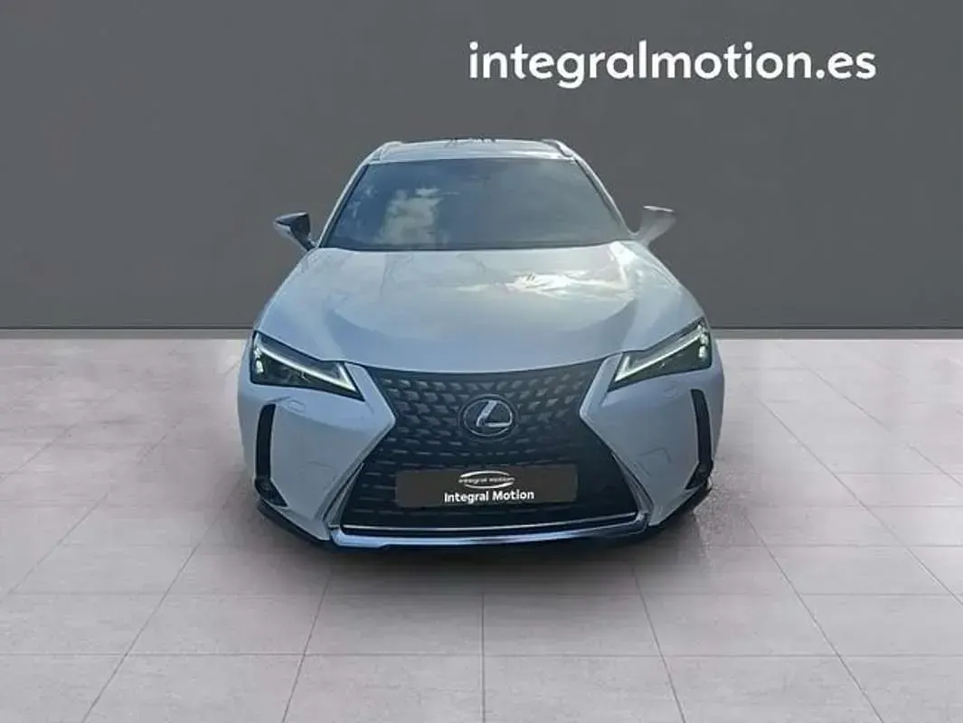 Usado Lexus UX 250h Business Edition 184 CV (135 kW) 2020 Blanco SUV
