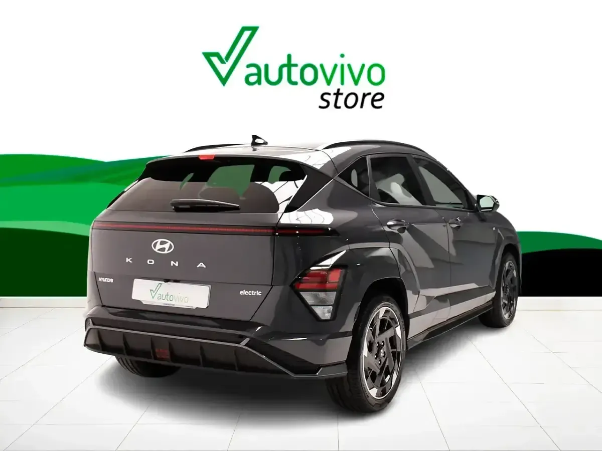 Usado Hyundai Kona N Line 150 kW (204 CV) 2024 Gris SUV