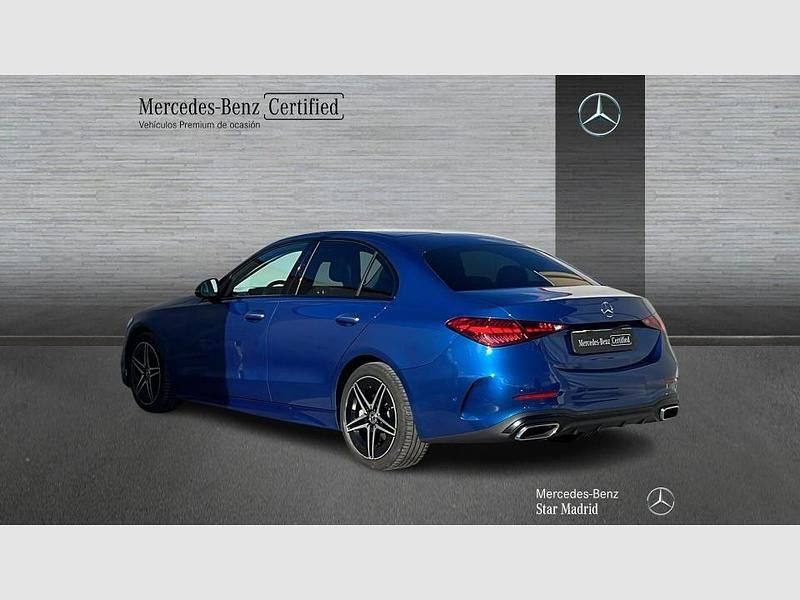 Usado Mercedes C220 AMG line 200 CV (147 kW) 2022 Otro Berlina