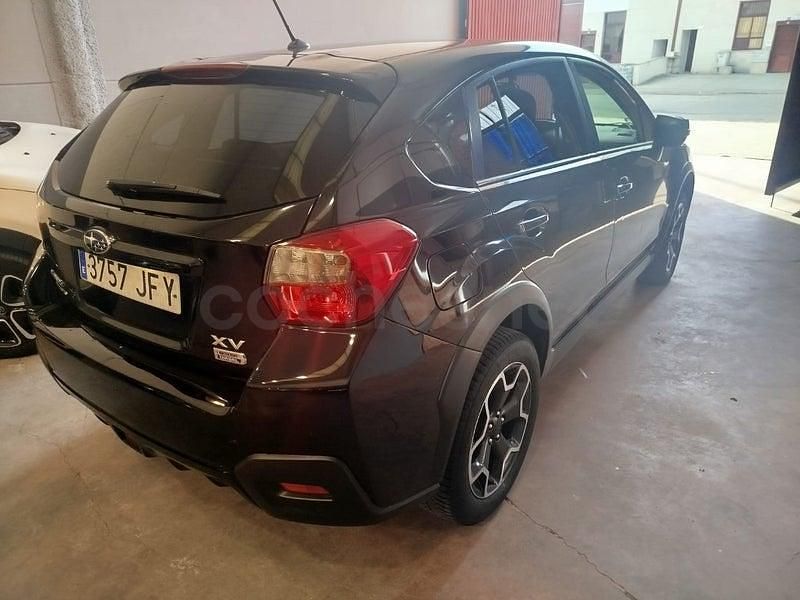 Usado Subaru XV 147 CV (108 kW) 2015 Negro SUV