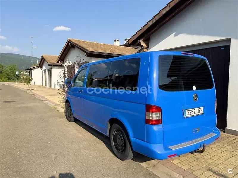 Usado VW Multivan Comfortline 174 CV (127 kW) 2005 Azul Monovolumen