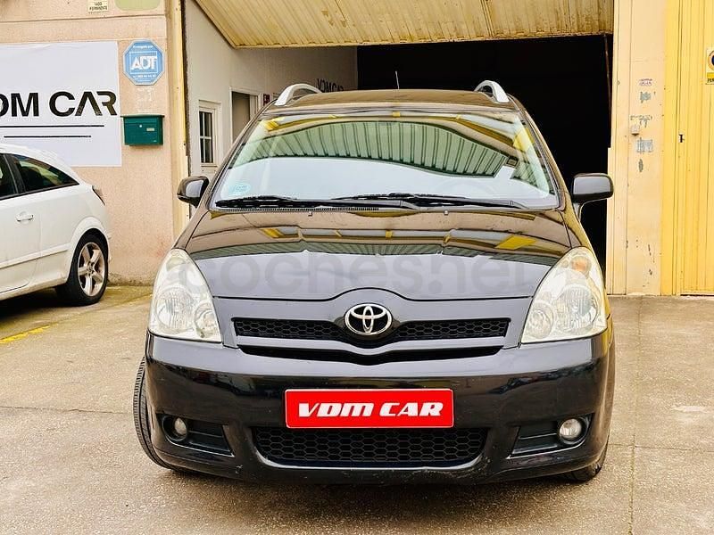 Usado Toyota Corolla Verso Sol 129 CV (94 kW) 2007 Negro Monovolumen