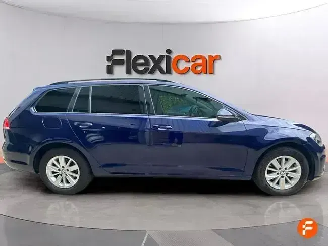 Usado VW Golf VII Advance 115 CV (84 kW) 2020 Azul