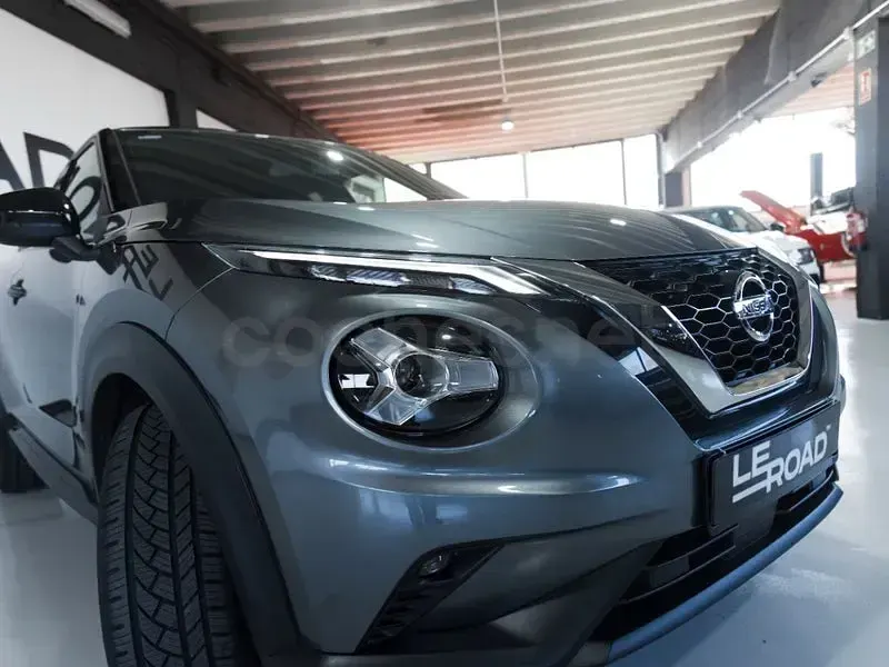 Usado Nissan Juke Tekna 117 CV (86 kW) 2020 Gris / plata SUV