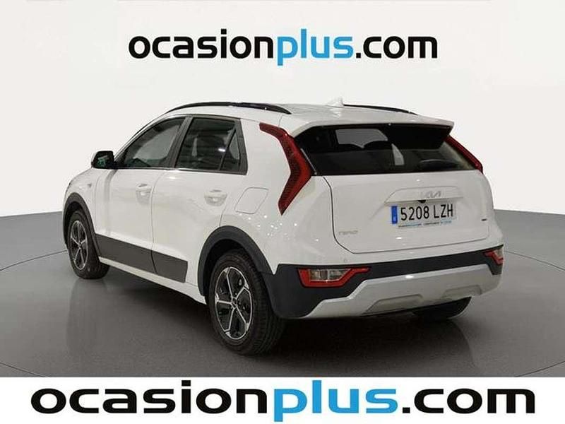 Usado Kia Niro 141 CV (103 kW) 2022 Blanco SUV
