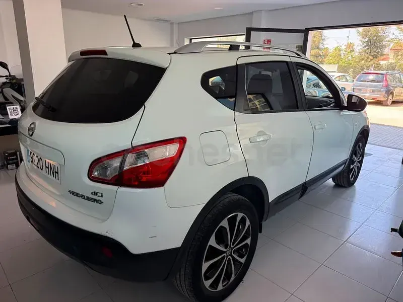 Usado Nissan Qashqai 360º 130 CV (95 kW) 2012 Blanco SUV