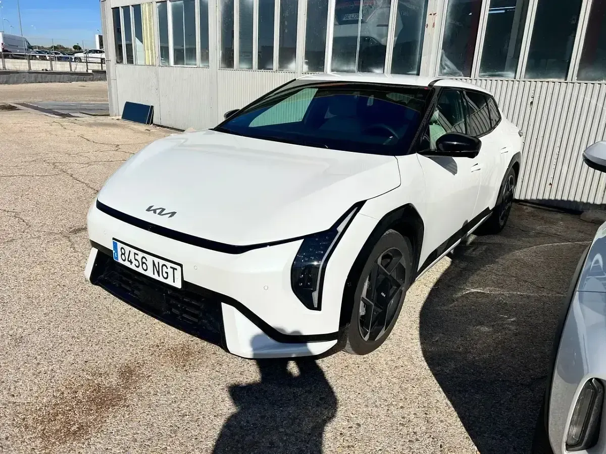 Usado Kia EV3 GT-Line 150 kW (204 CV) 2025 Blanco SUV