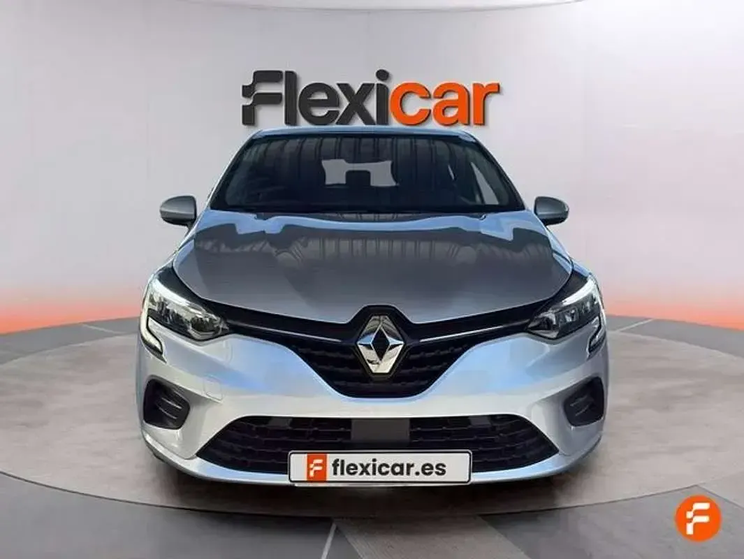 Usado Renault Clio Intens 140 CV (102 kW) 2021 Gris Utilitario