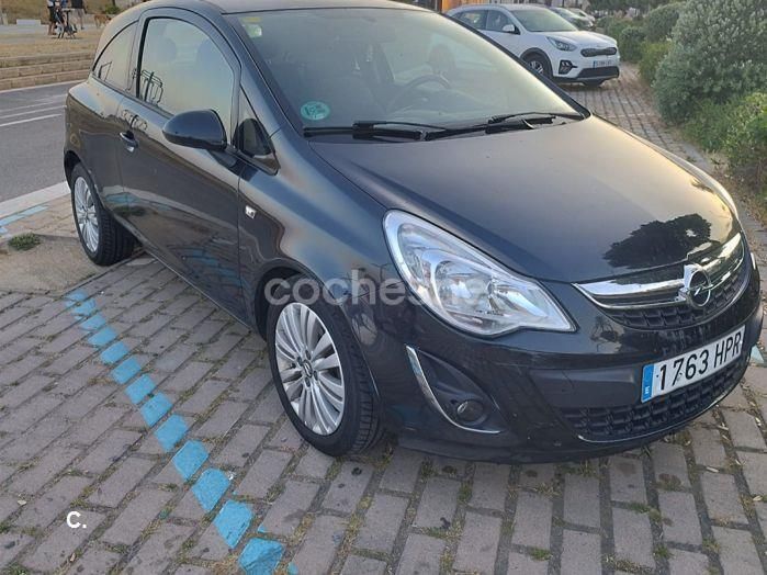 Negro Usado 2013 Opel Corsa Selective Berlina | 5500 € (Precio justo) - Imagen 1/4