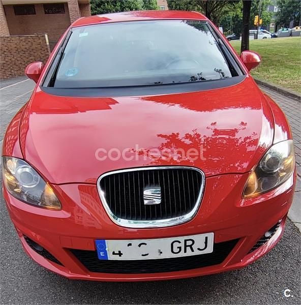Rojo Usado 2009 Seat Leon Sport Berlina | 7900 € (Un poco caro) - Imagen 1/4