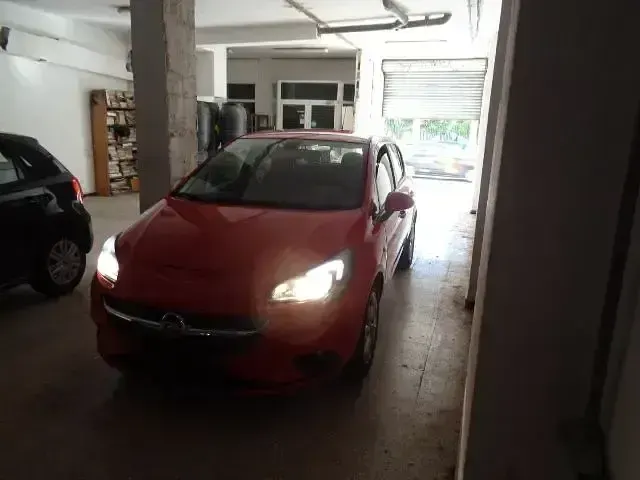 Usado Opel Corsa Selective 90 CV (66 kW) 2019 Rojo Utilitario
