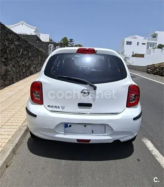 Usado Nissan Micra Acenta 80 CV (58 kW) 2015 Blanco Utilitario