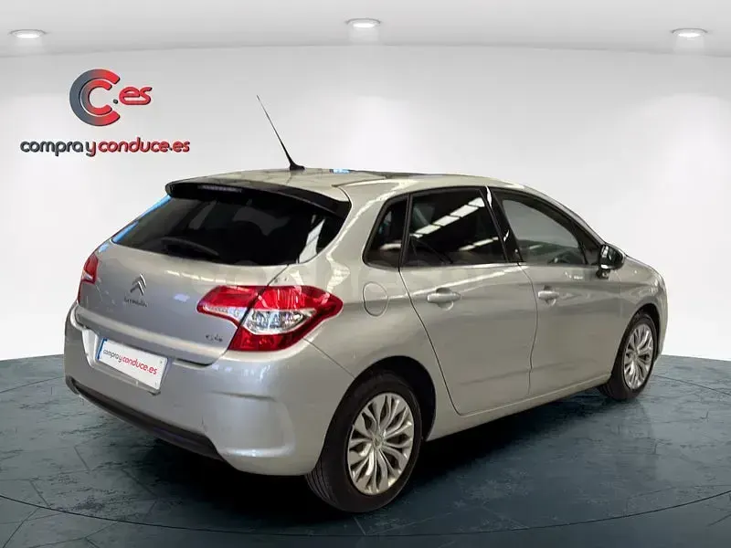 Usado Citroën C4 Seduction 120 CV (88 kW) 2011 Gris / plata Berlina