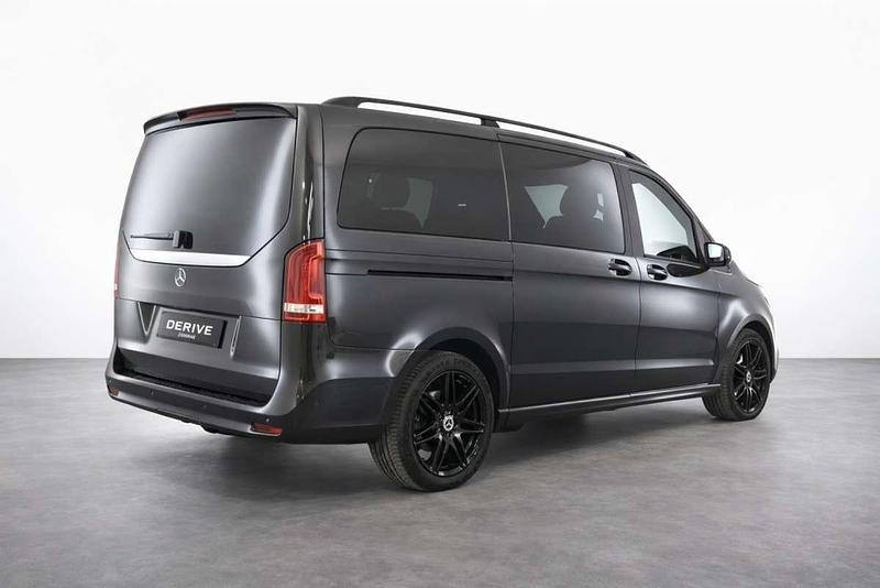 Usado Mercedes V300 239 CV (175 kW) 2023 Negro Monovolumen