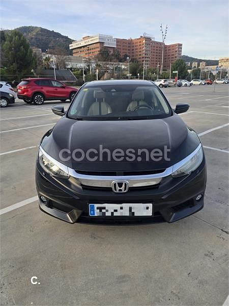 Usado Honda Civic Comfort 120 CV (88 kW) 2018 Negro Berlina