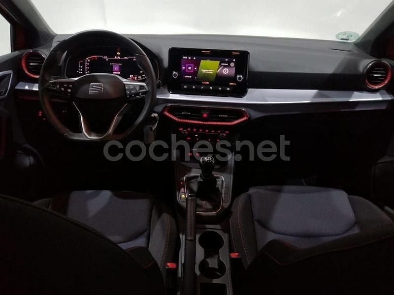 Usado Seat Ibiza FR 115 CV (84 kW) 2024 Rojo Berlina