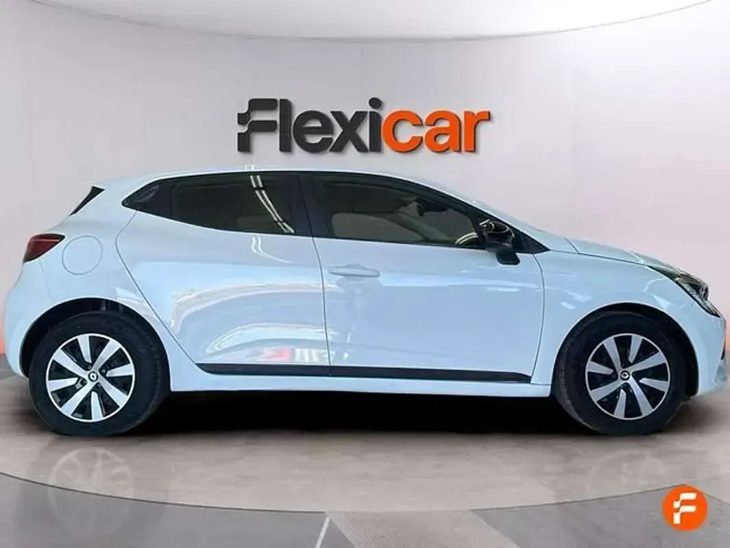 Usado Renault Clio V Techno 91 CV (66 kW) 2023 Blanco Utilitario