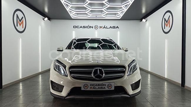 Usado Mercedes GLA180 AMG line 122 CV (89 kW) 2016 Blanco SUV