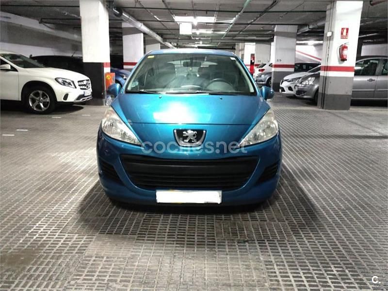 Usado Peugeot 207 90 CV (66 kW) 2007 Azul Berlina