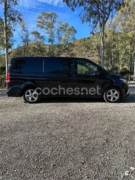 Käytetty Mercedes V220 Avantgarde 163 HP (119 kW) 2020 Harmaa Tila-auto