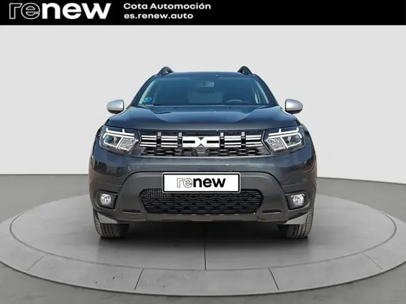 Usado Dacia Duster Expression 100 CV (73 kW) 2023 Gris / plata SUV