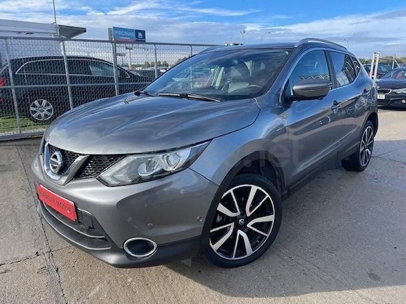 Usado Nissan Qashqai Tekna 130 CV (95 kW) 2016 Gris / plata SUV