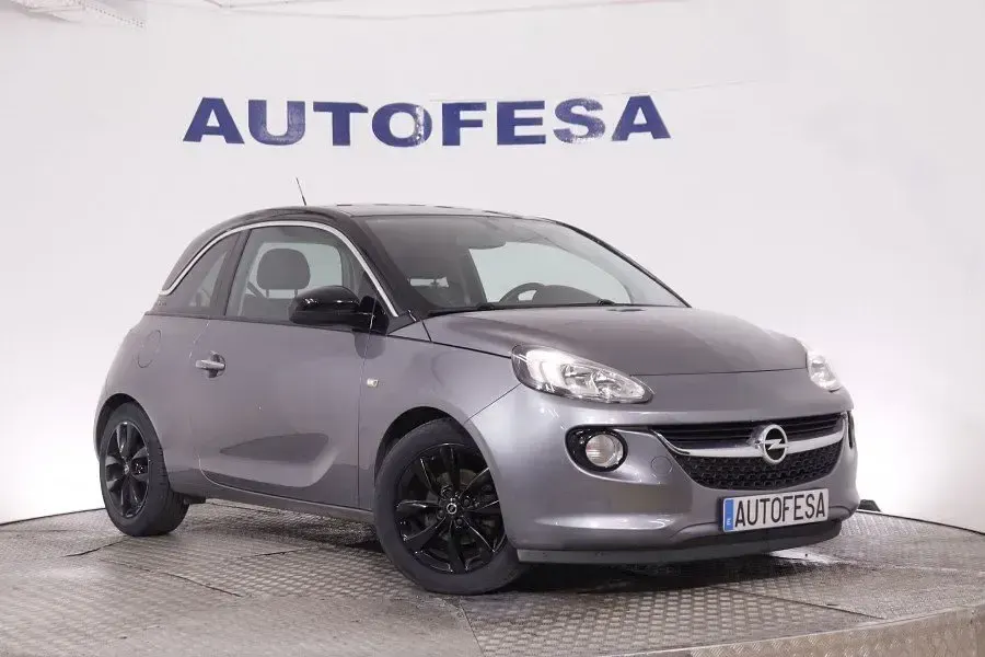 Usado Opel Adam Rocks 87 CV (63 kW) 2018 Gris Utilitario