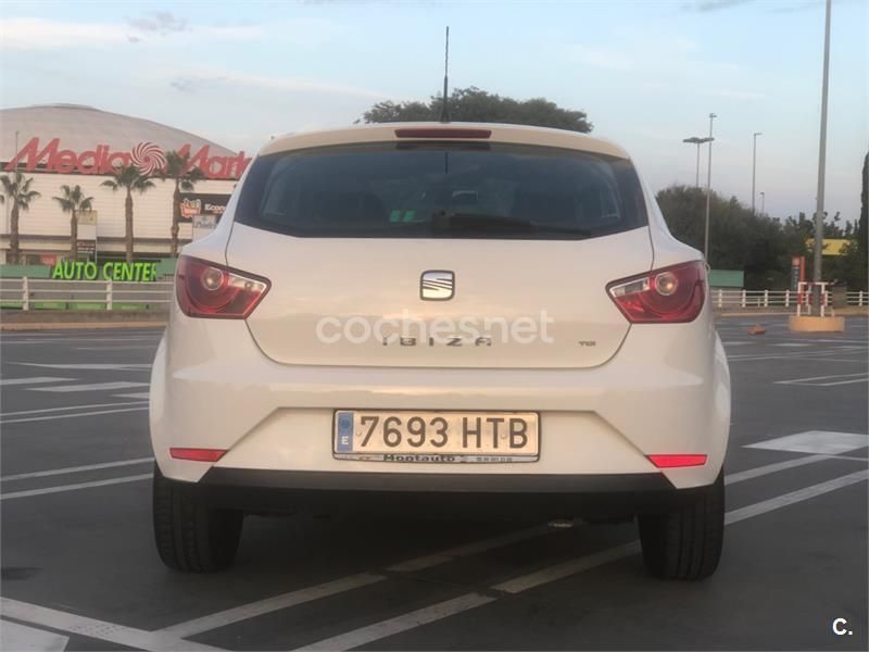 Usado Seat Ibiza SC I-Tech 90 CV (66 kW) 2013 Blanco Utilitario