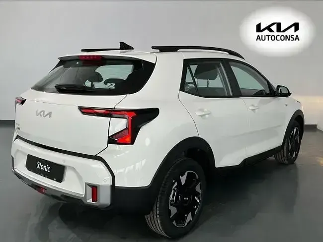 Nuevo Kia Stonic 115 CV (84 kW) 2026 Blanco SUV