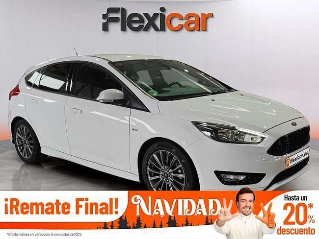 Blanco Usado 2017 Ford Focus ST-Line Berlina | 12.490 € (Caro) - Imagen 1/4