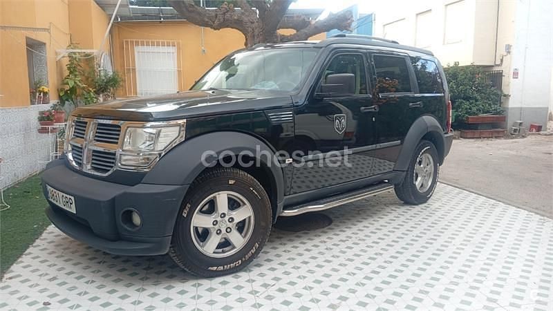 Negro Usado 2008 Dodge Nitro SUV | 8000 € - Imagen 1/4