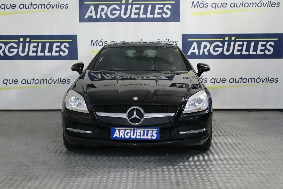 Usado Mercedes SLK200 184 CV (135 kW) 2013 Negro Descapotable