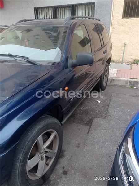 Usado Jeep Grand Cherokee Laredo 163 CV (119 kW) 2003 Azul SUV