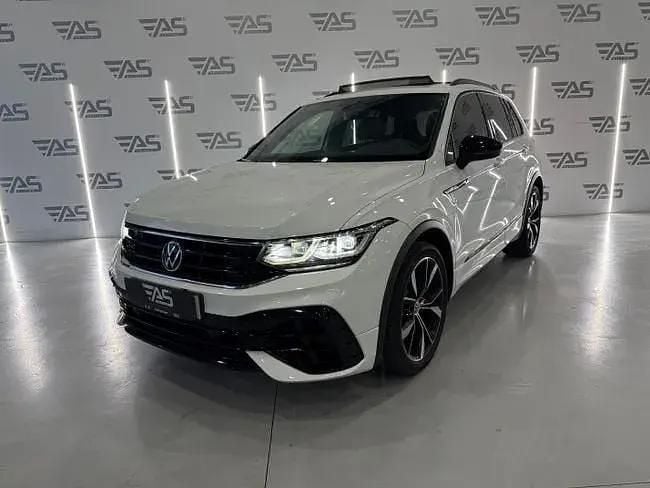 Usado VW Tiguan R 320 HP (235 kW) 2021 Branco SUV