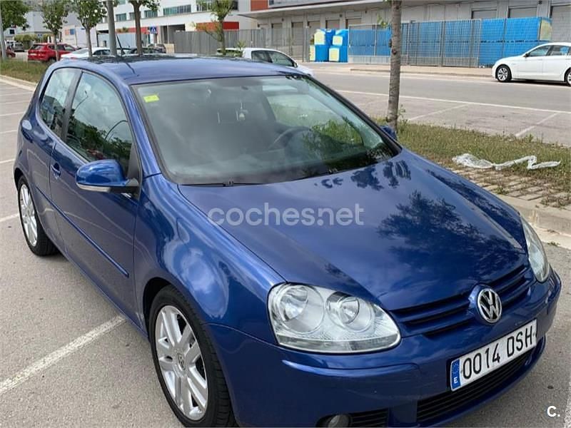 Usado VW Golf IV Sportline 102 CV (75 kW) 2005 Azul Berlina