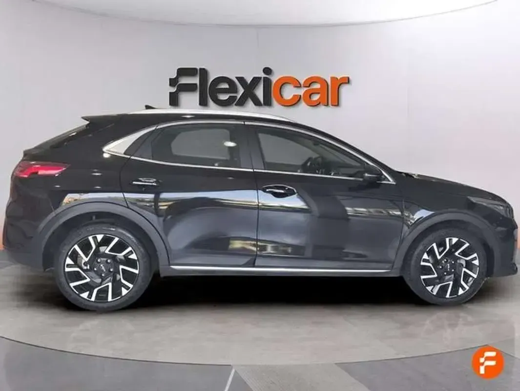 Usado Kia XCeed GT-Line 160 CV (117 kW) 2023 Gris SUV