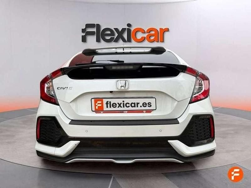 Usado Honda Civic Elegance 129 CV (94 kW) 2017 Blanco Utilitario