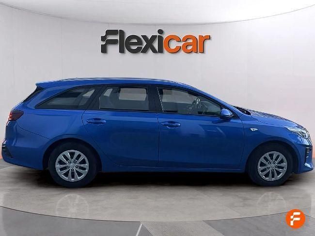 Usado Kia Ceed 120 CV (88 kW) 2020 Azul Utilitario