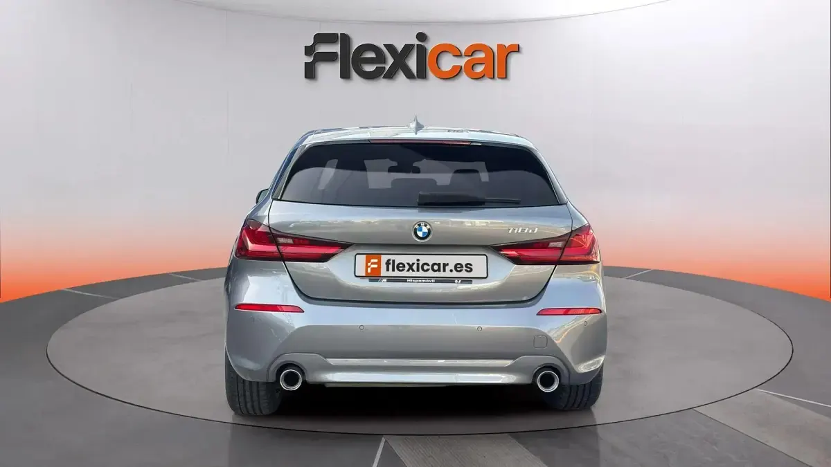Usado BMW 118 150 CV (110 kW) 2022 Gris Utilitario