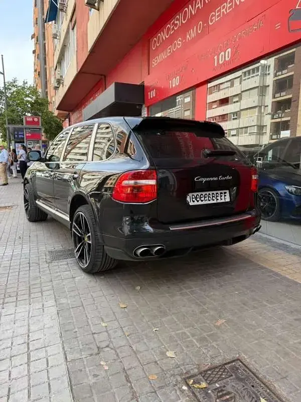 Usado Porsche Cayenne Turbo 500 CV (367 kW) 2007 Negro SUV