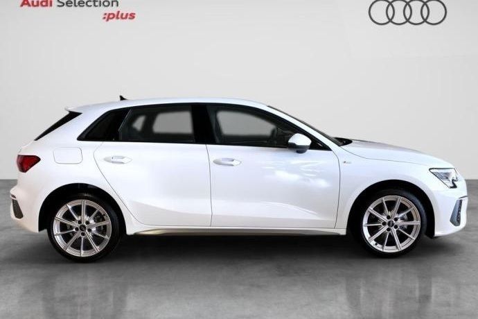 Usado Audi A3 S-Line 204 CV (150 kW) 2024