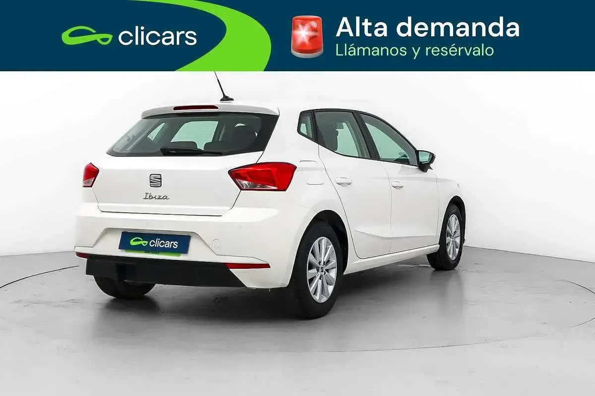 Usado Seat Ibiza Reference 80 CV (58 kW) 2023 Blanco Utilitario