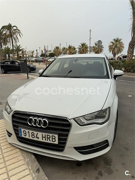 Blanco Usado 2013 Audi A3 Sportback Attraction Berlina | 12.950 € (Caro) - Imagen 1/1